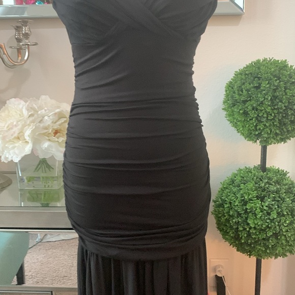 NWOT Bebe bandage/ ruched black dress Sz. S - Picture 4 of 10